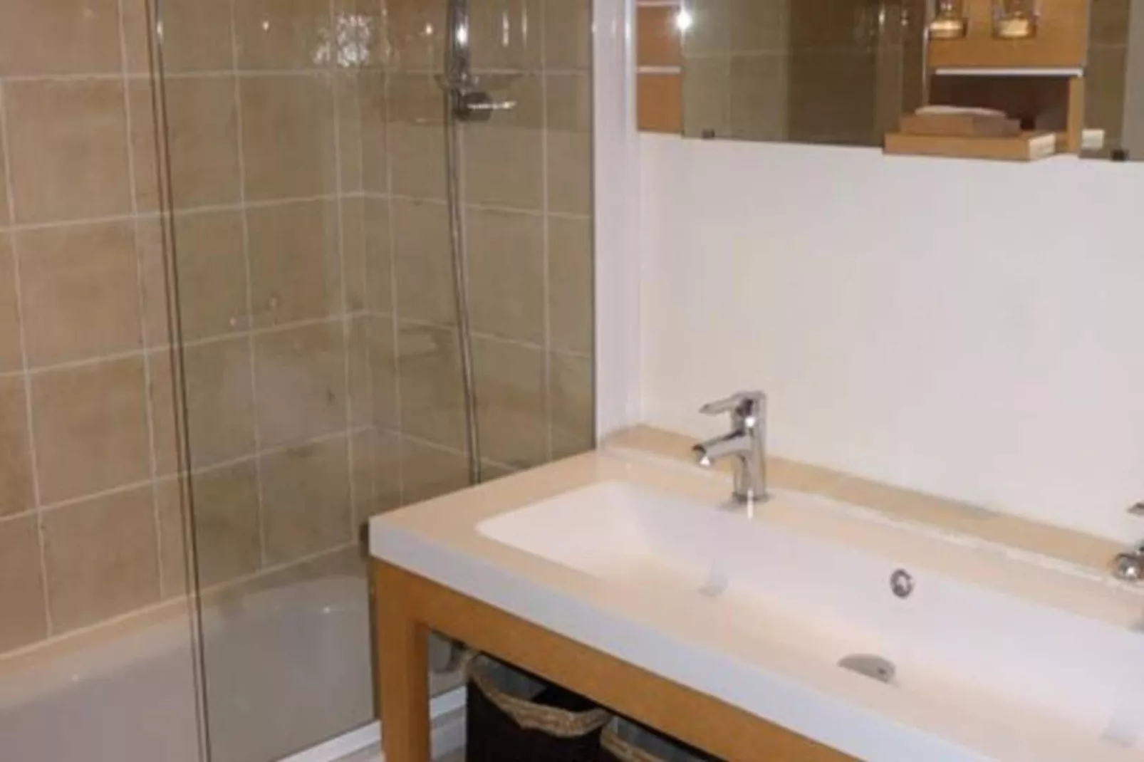 Résidence Kandahar-Badkamer