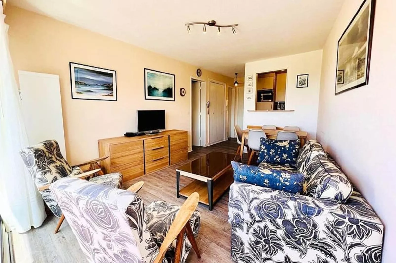 Résidence Conguel-Woonkamer