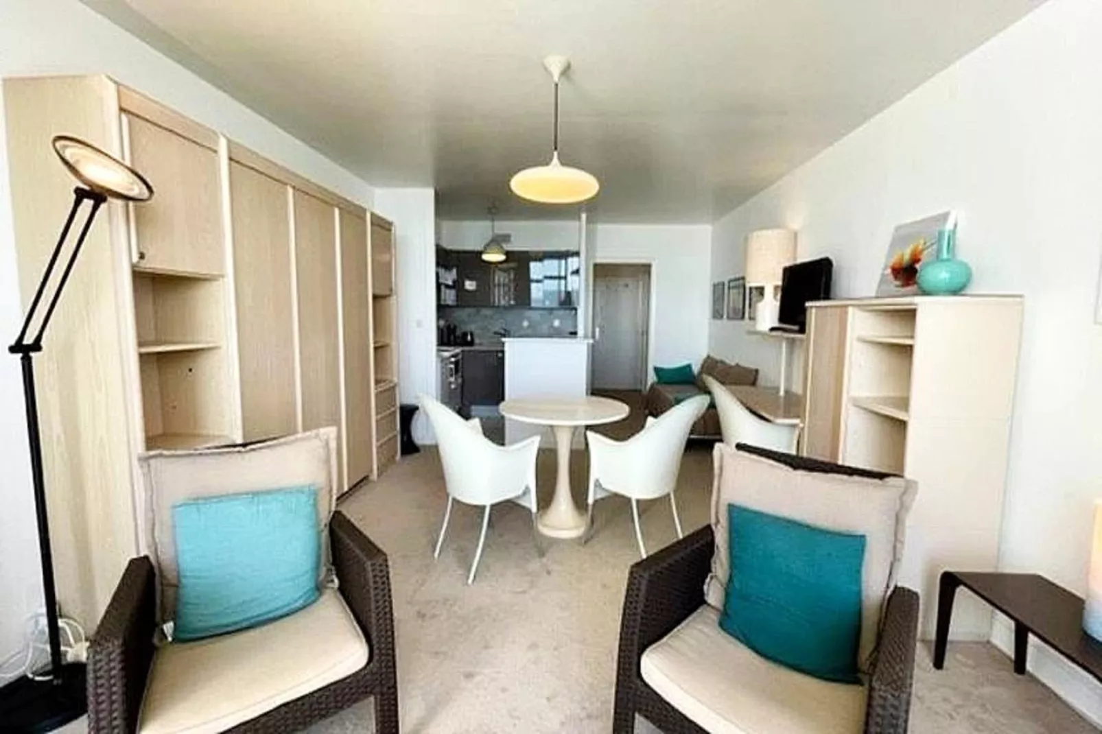 Résidence Les 3 Iles-Eetkamer