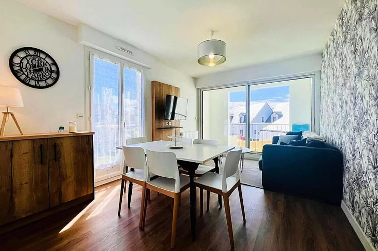 Résidence Le Zal-Eetkamer