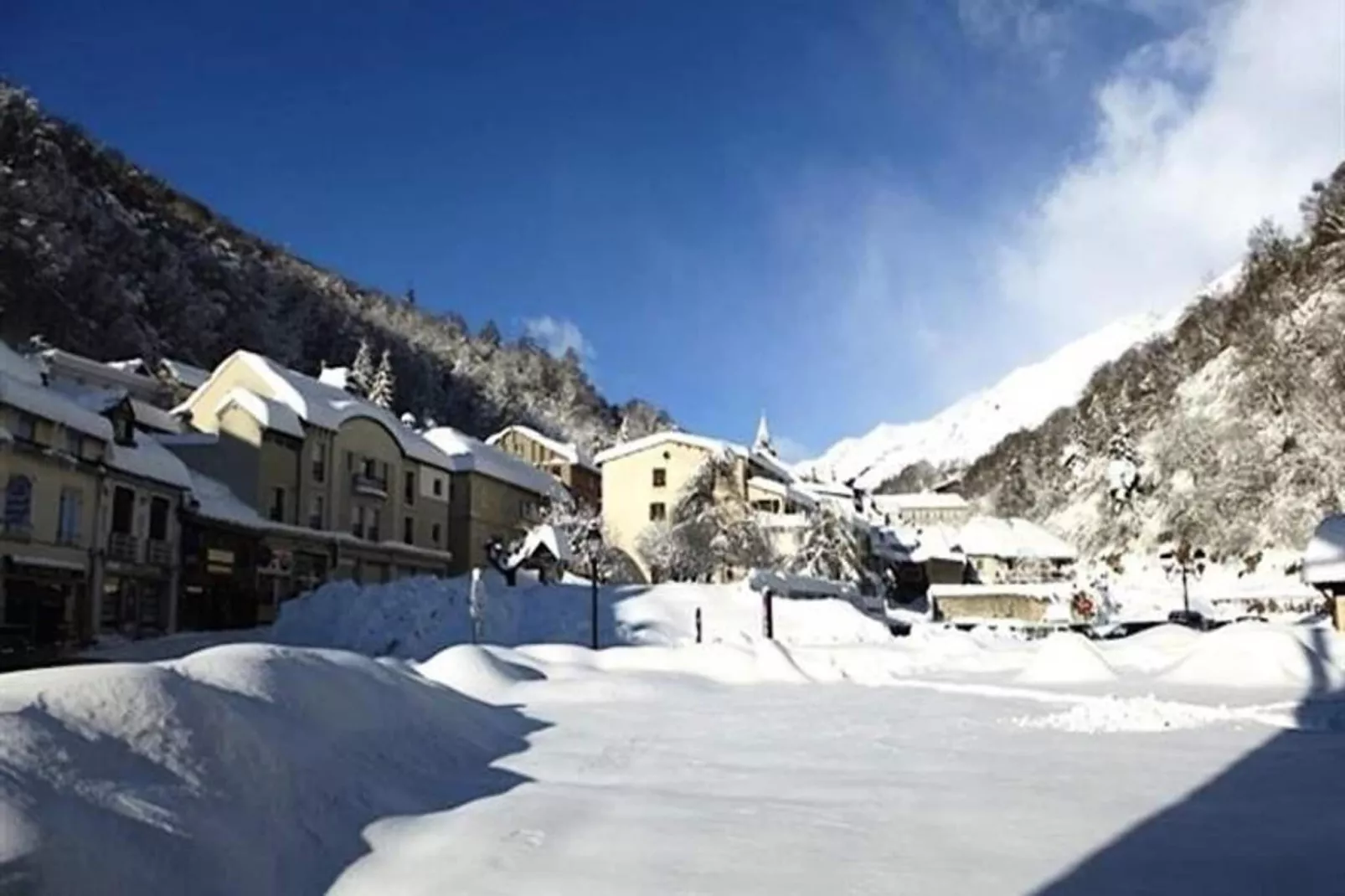 Résidence Pre De Camille-Eetkamer