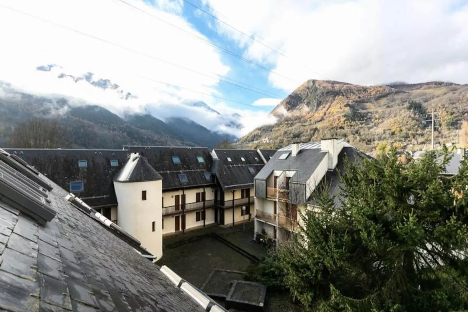 Résidence Pre De Guignan-Image-tags.