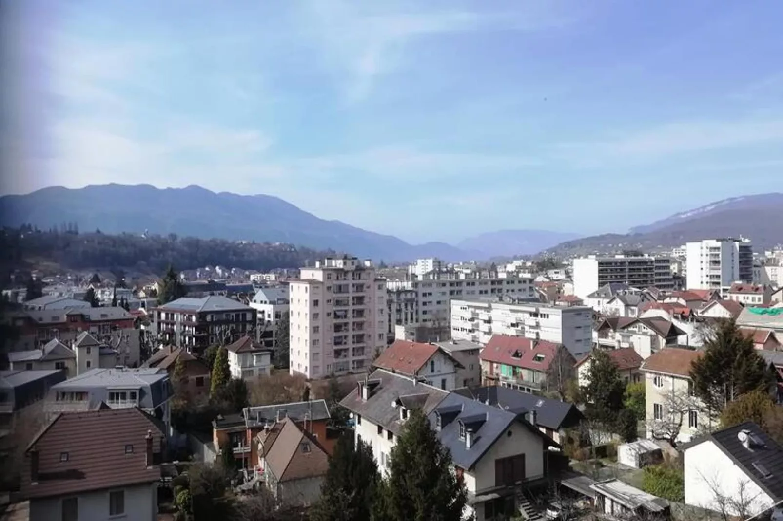 Résidence Montcalm D-Uitzicht zomer