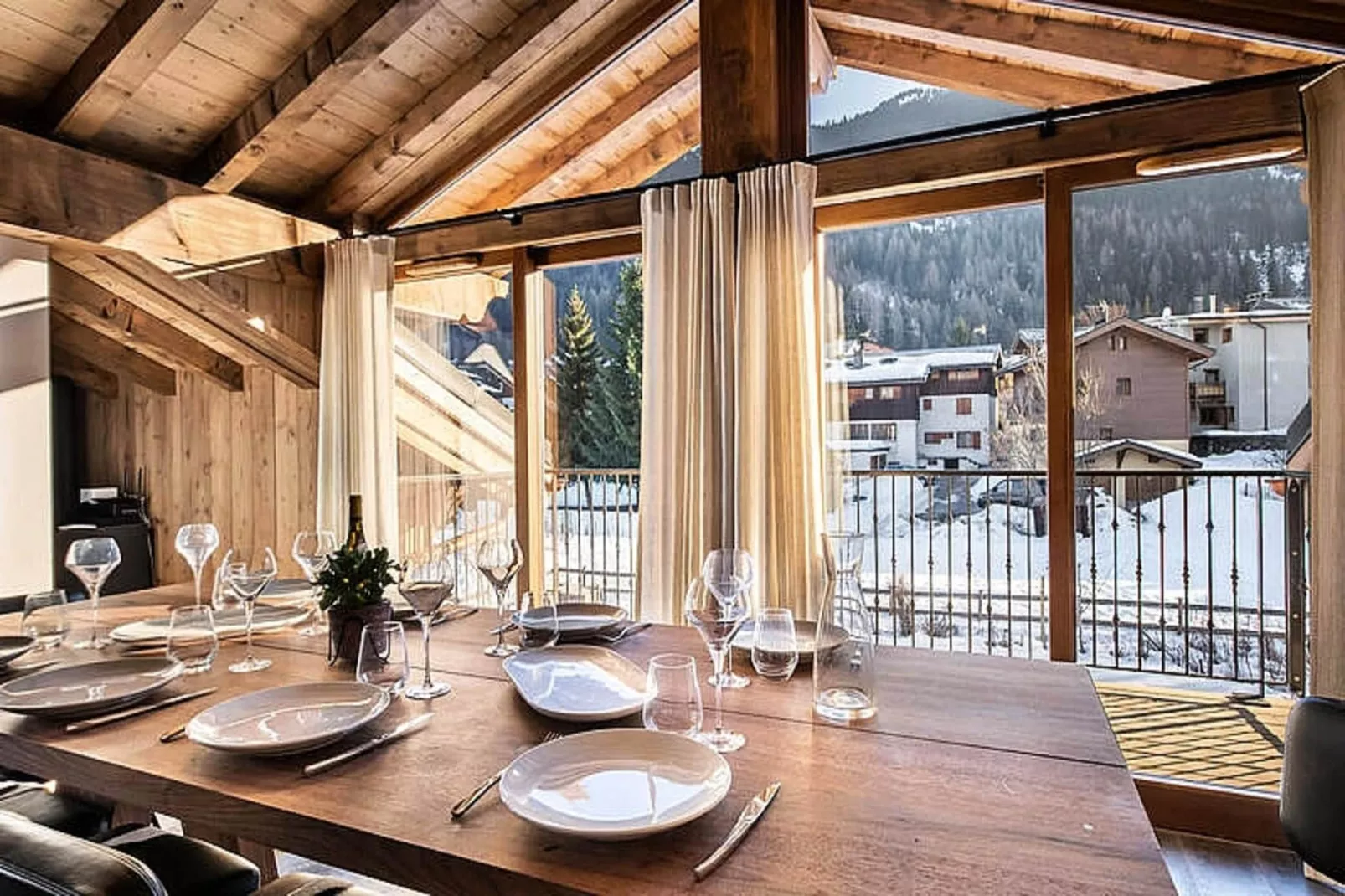 Résidence La Ferme Des Lanches-Eetkamer