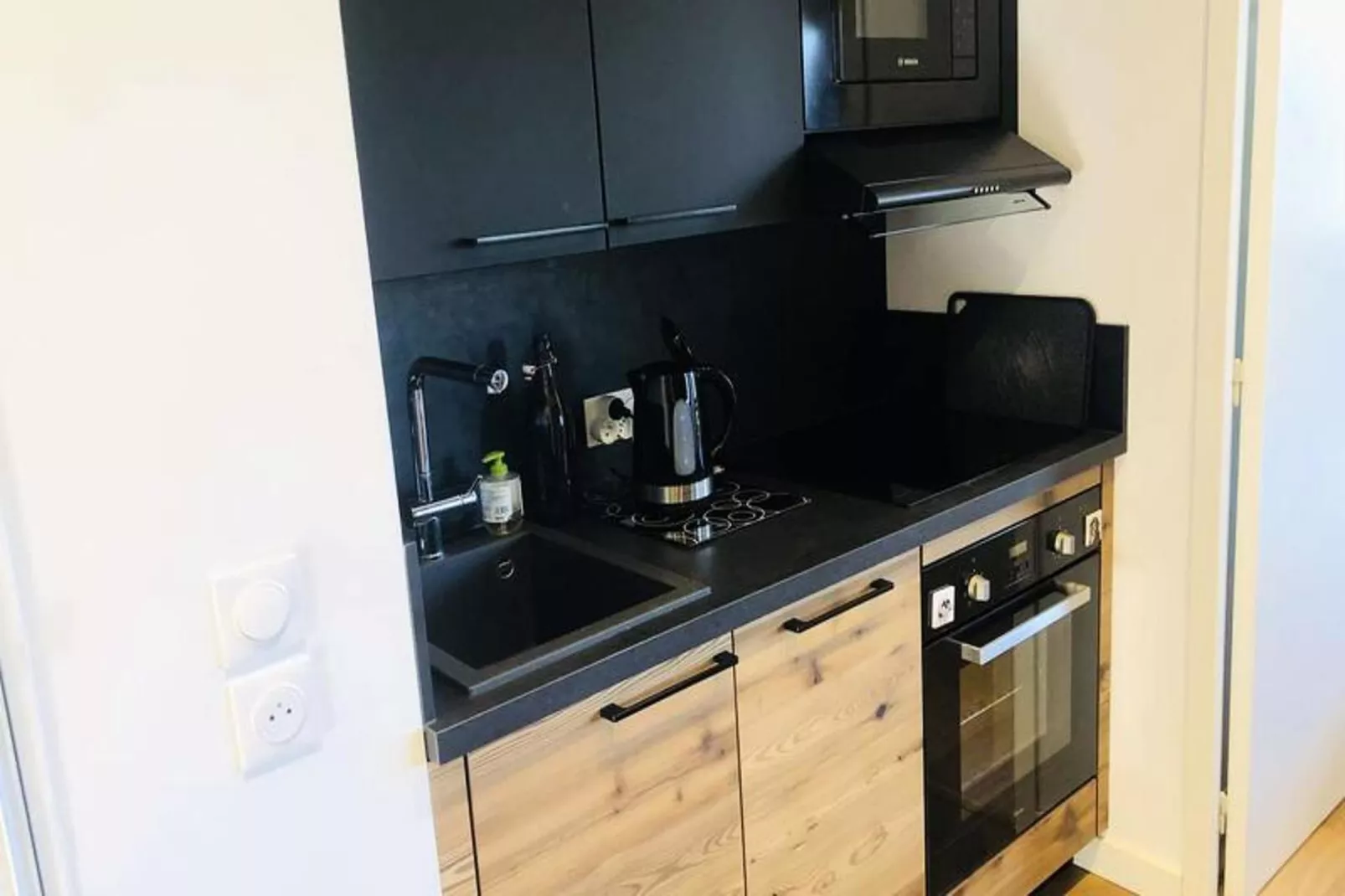 Résidence Camarine-Keuken