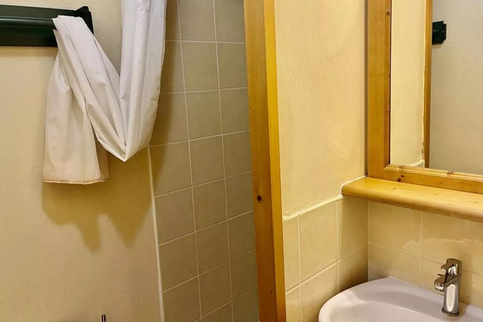 Résidence Valeriane-Badkamer