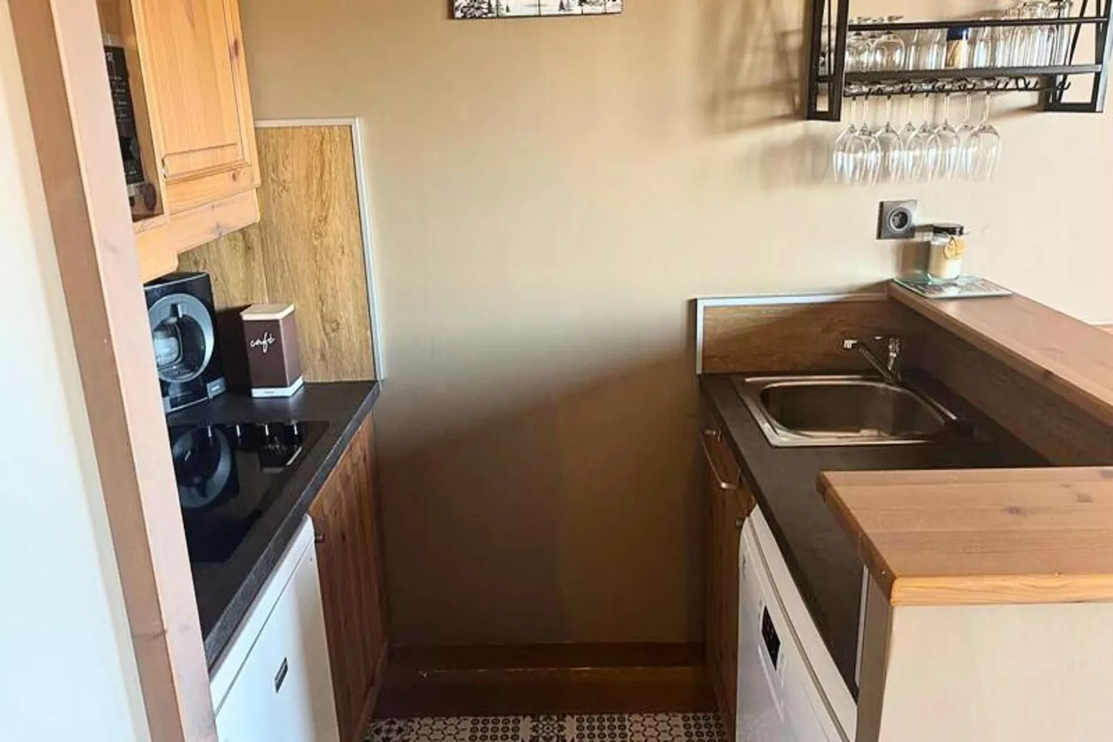 Résidence Valeriane-Badkamer