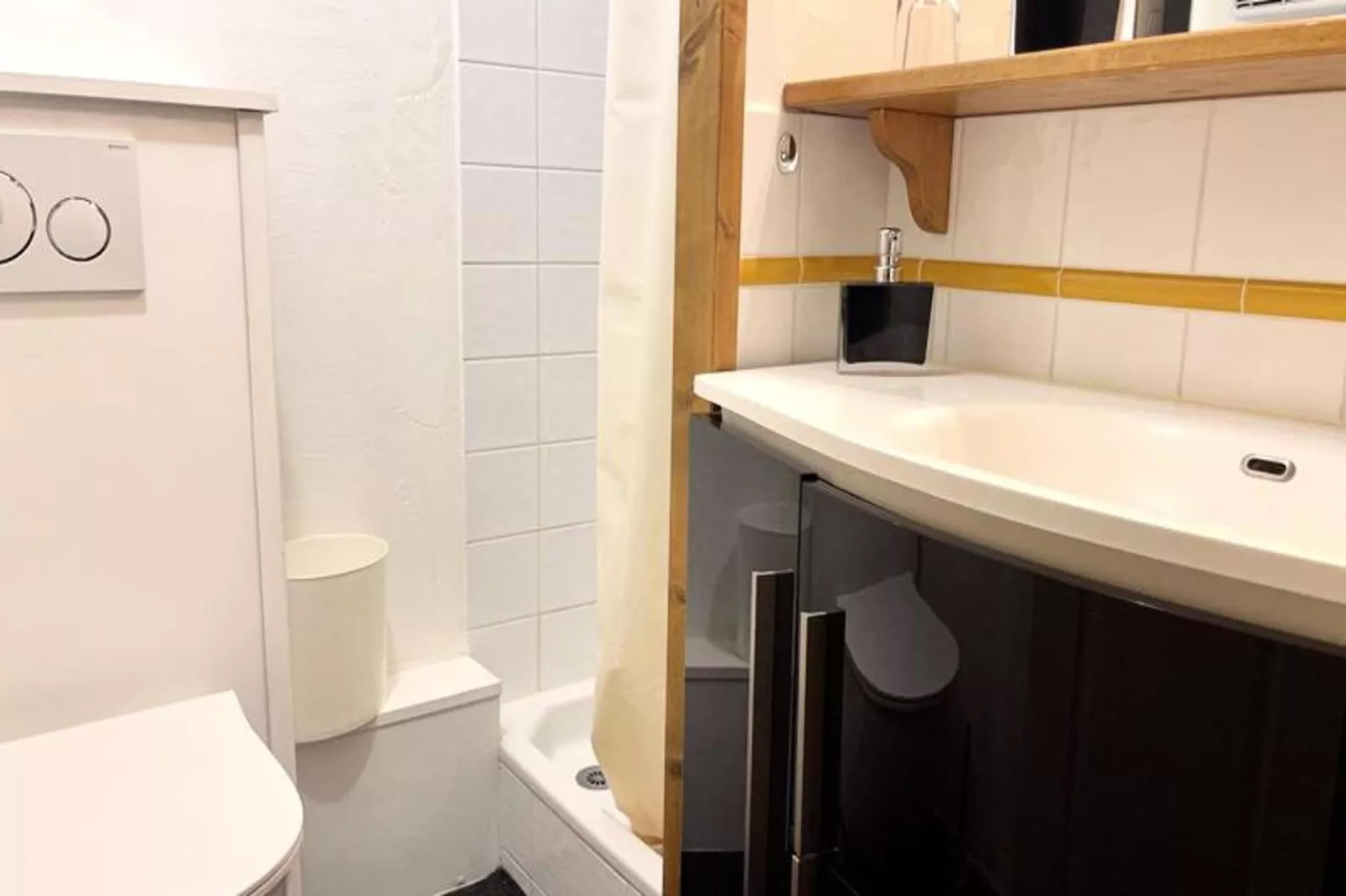 Résidence Athamante - Badkamer