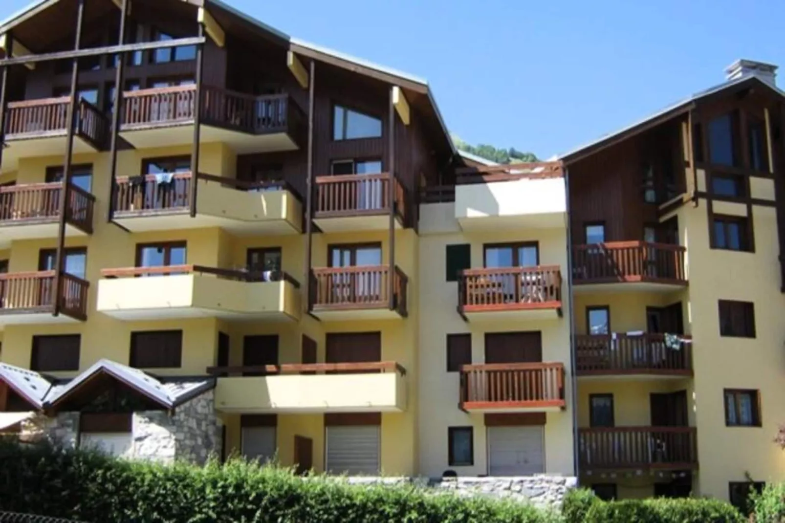 Résidence Jardins Du Nantet-Buitenkant zomer