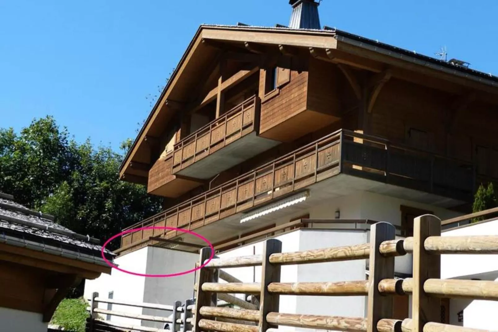 Résidence Florentins D-Buitenkant zomer