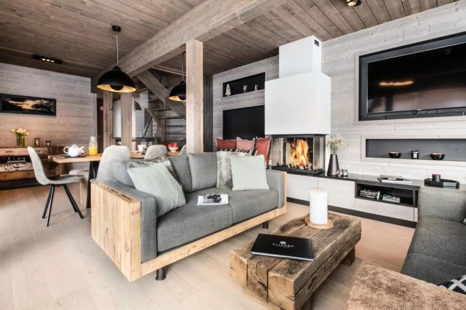 Chalet L'alpaga D-Buitenkant zomer