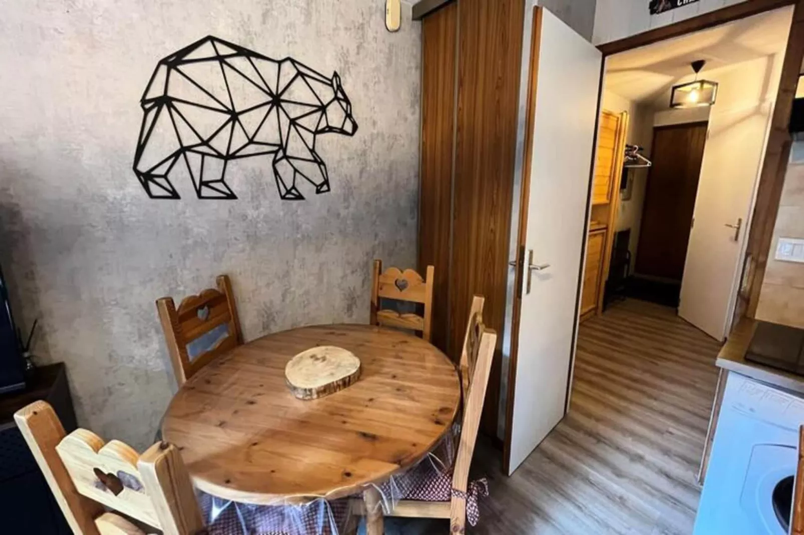 Résidence Les Perthuis-Eetkamer