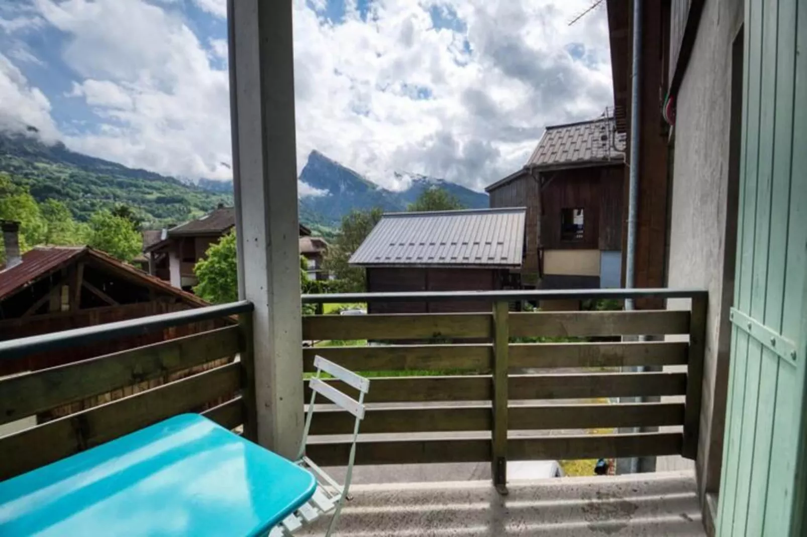 Chalet Bonfils-Buitenkant zomer