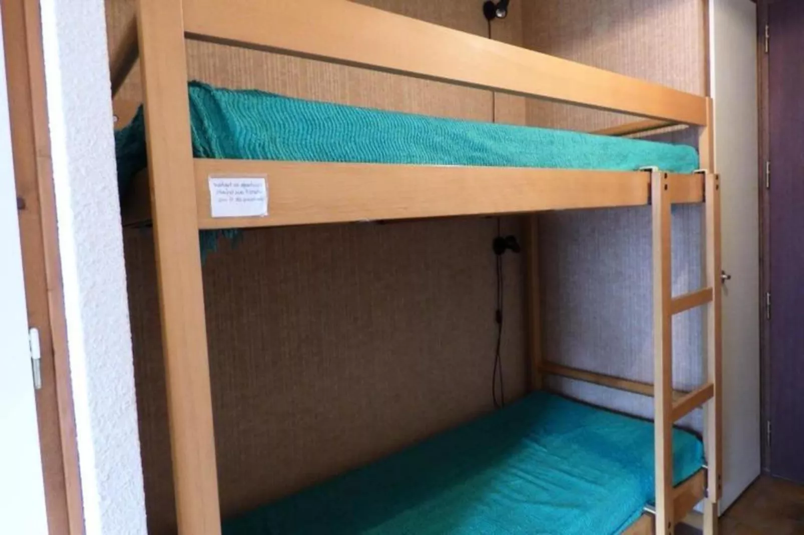 Résidence Valerianne-Buitenkant zomer