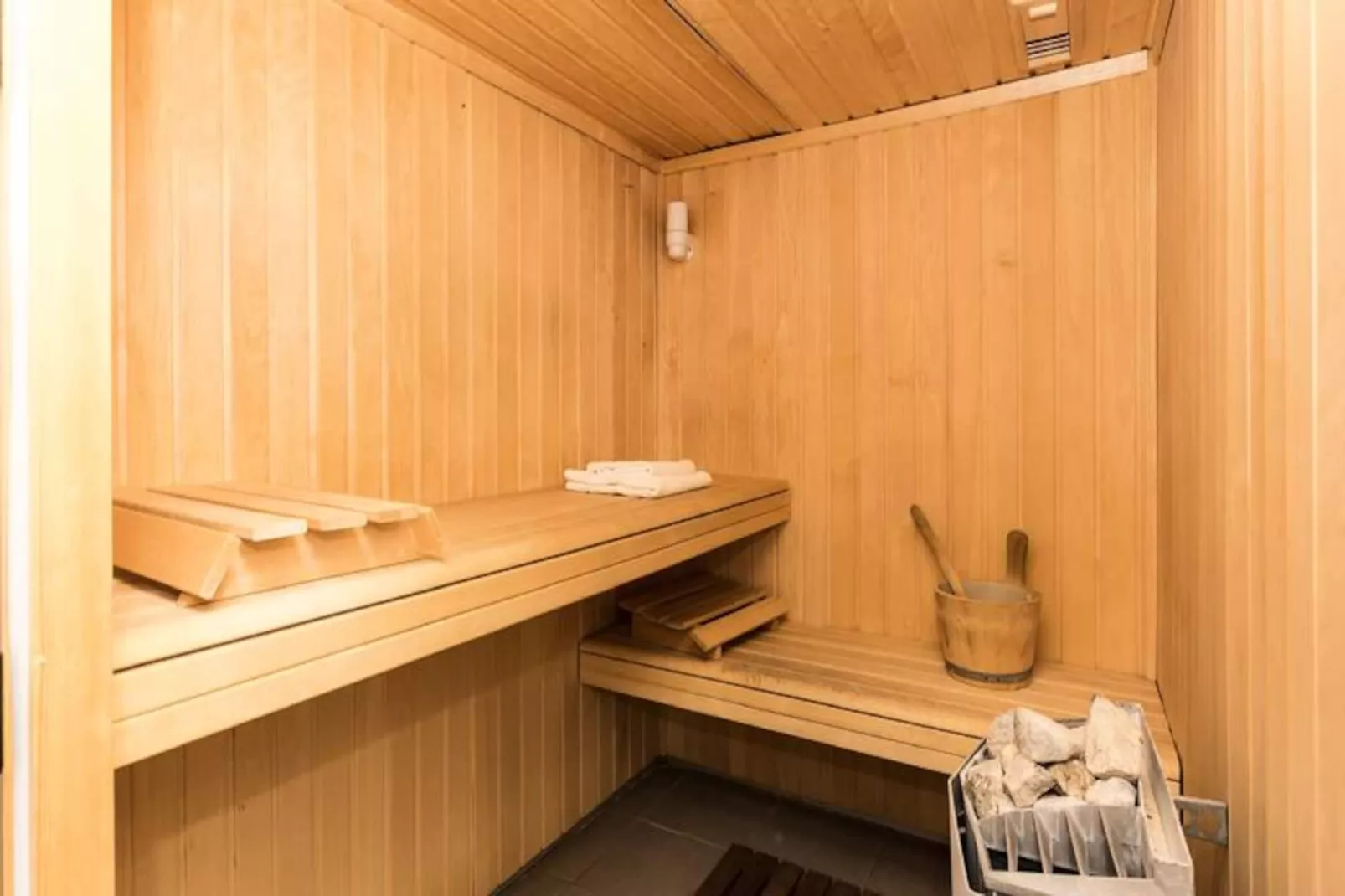 Résidence Odalys Les Chalets d'Evian-Image-tags.