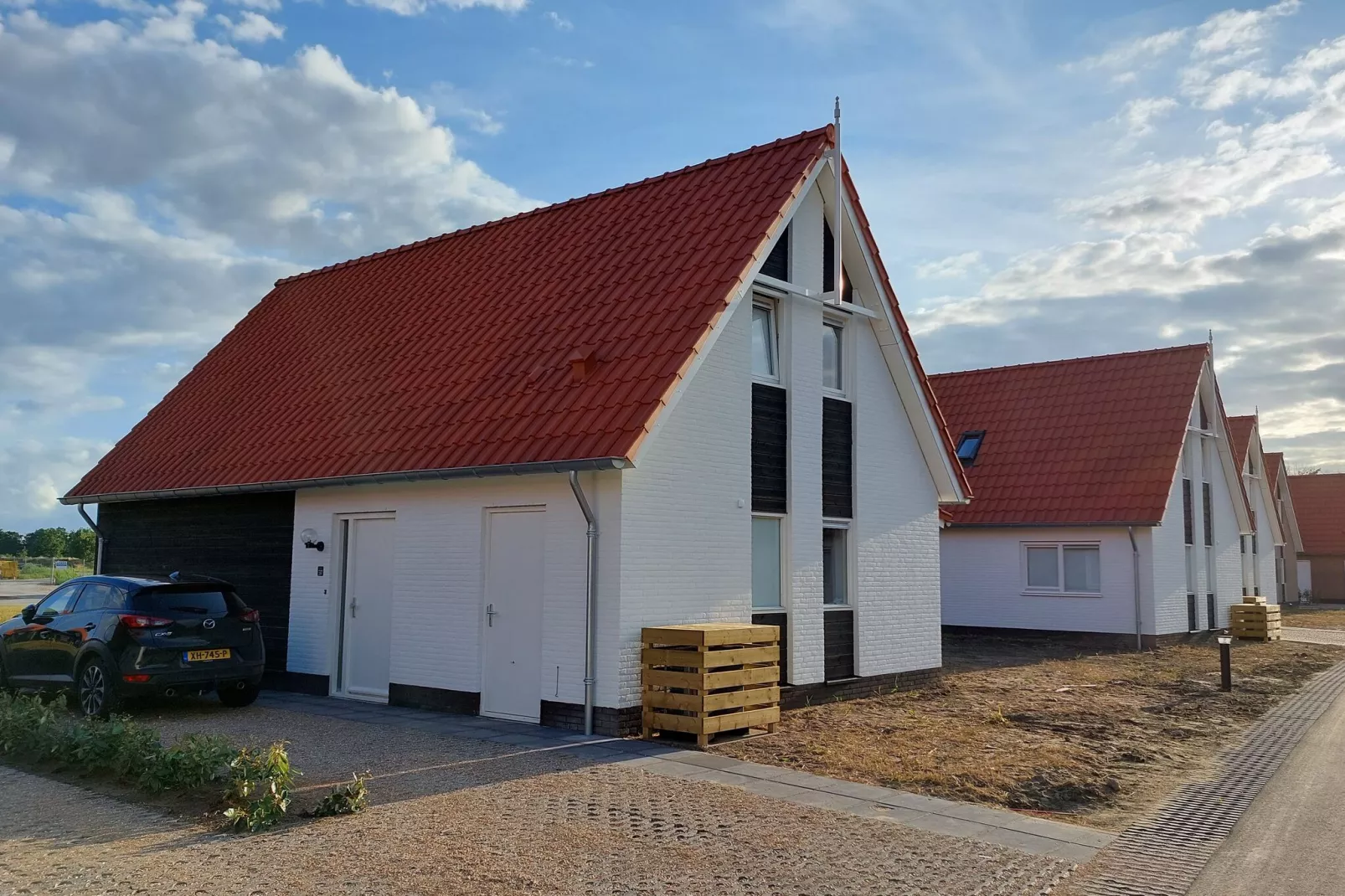 De Meerkoet Huis Nr 37-Buitenkant zomer