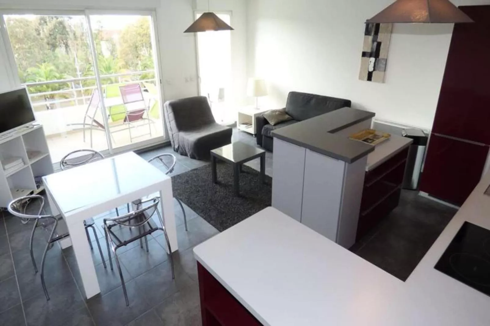 Résidence Tamaris Bay-Buitenkant zomer