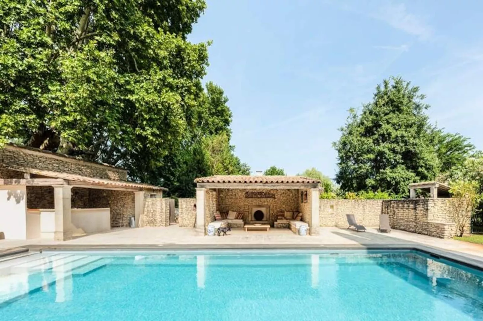 Maison De Famille En Provence-Image-tags.