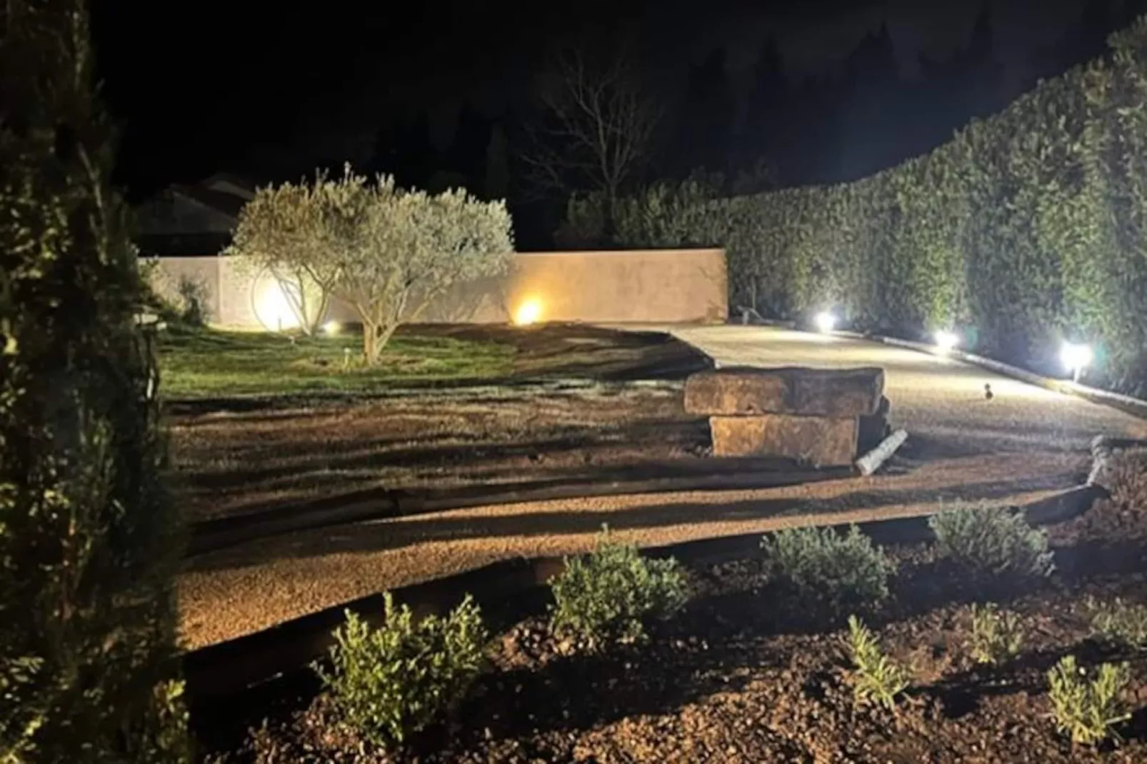 Appartement Lumineux Avec Piscine Et Spa-Image-tags.