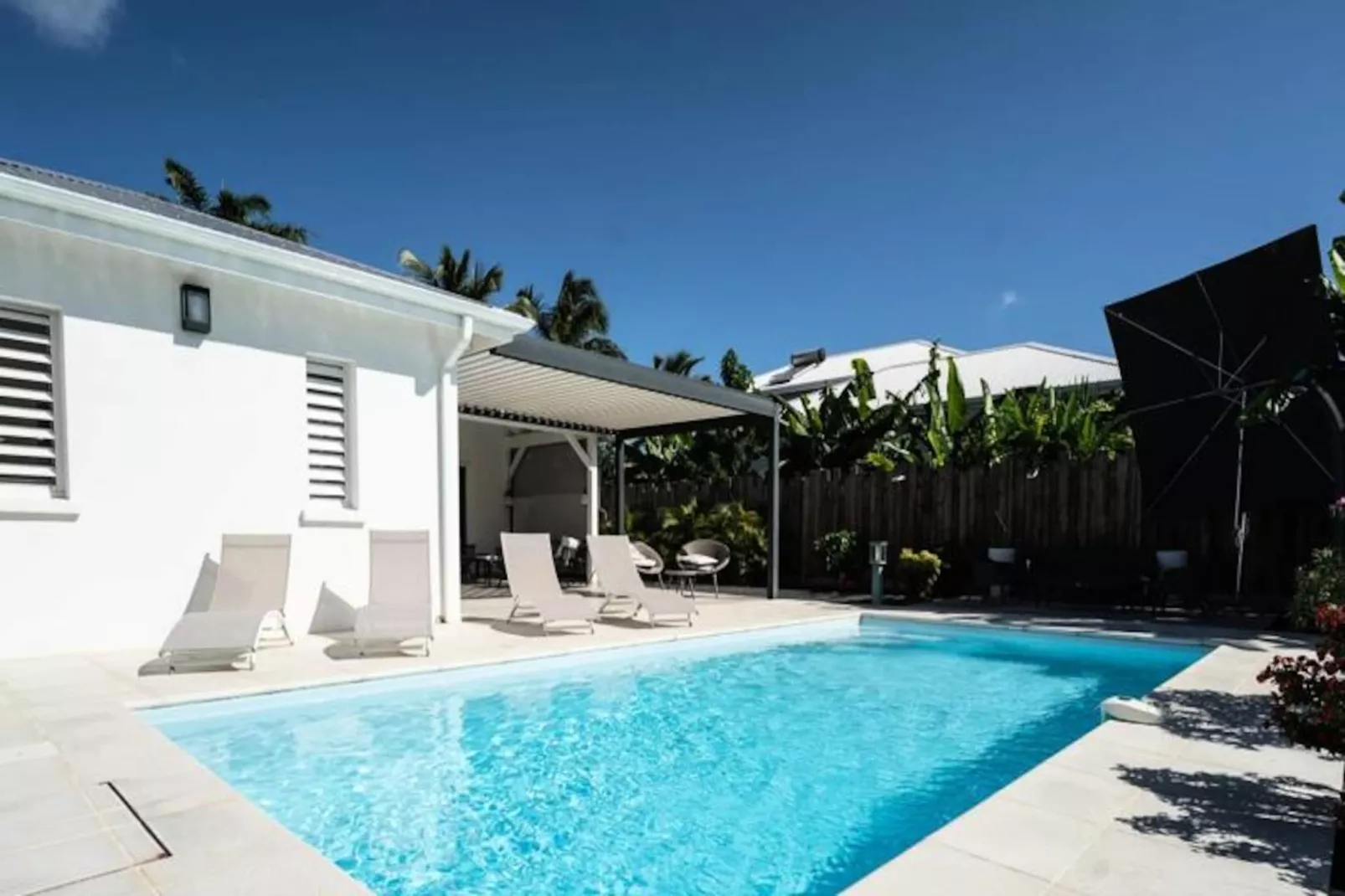 Villa Corossol-Image-tags.