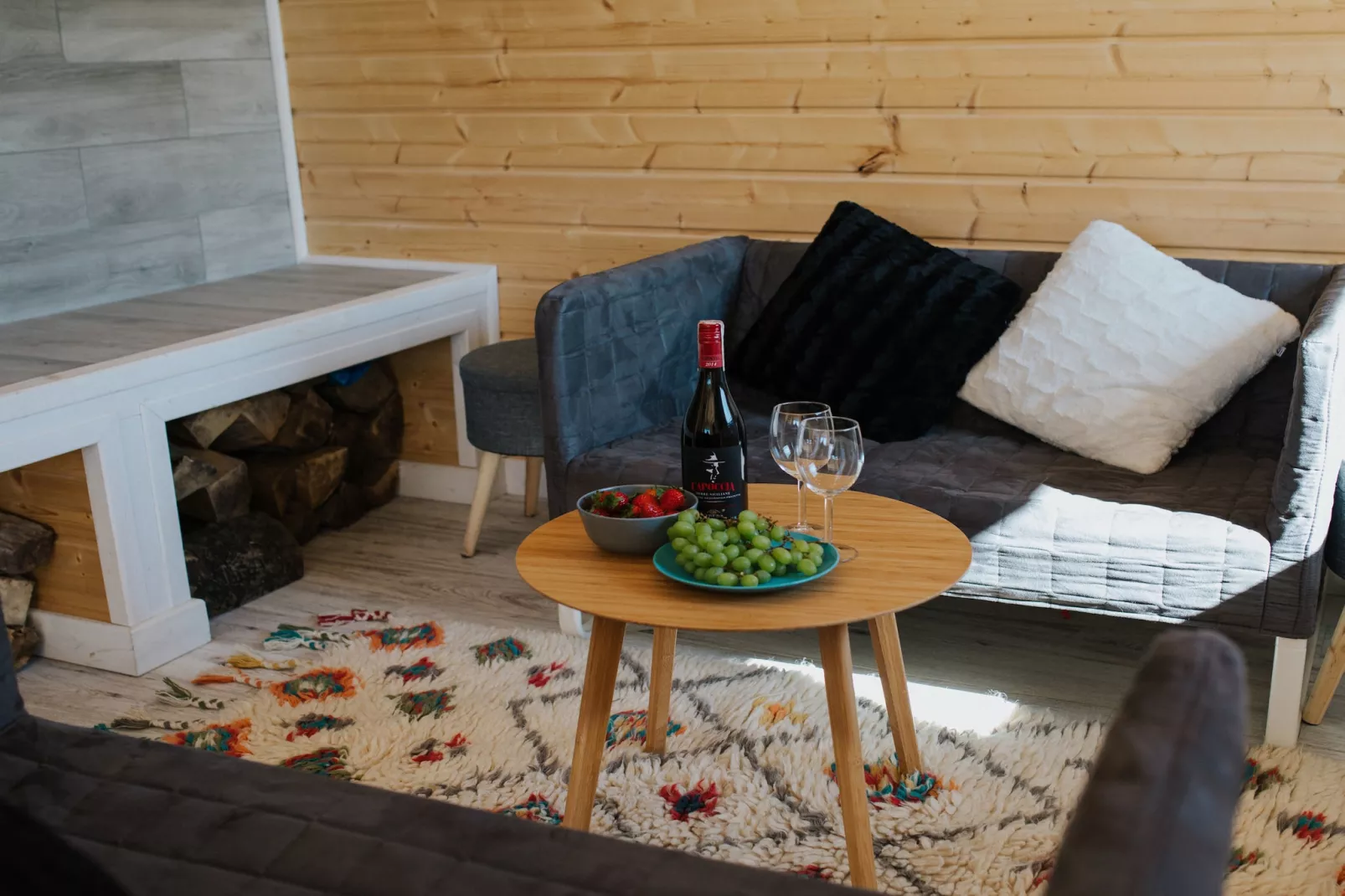 White Heron-Woonkamer