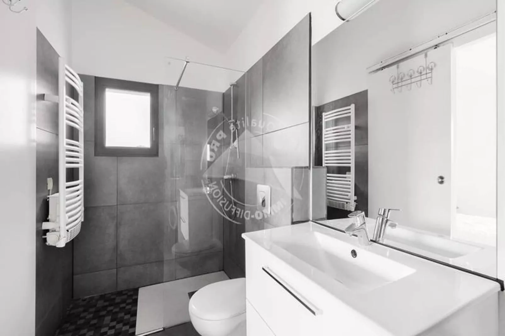 Résidence Quai Général De Gaulle-Badkamer