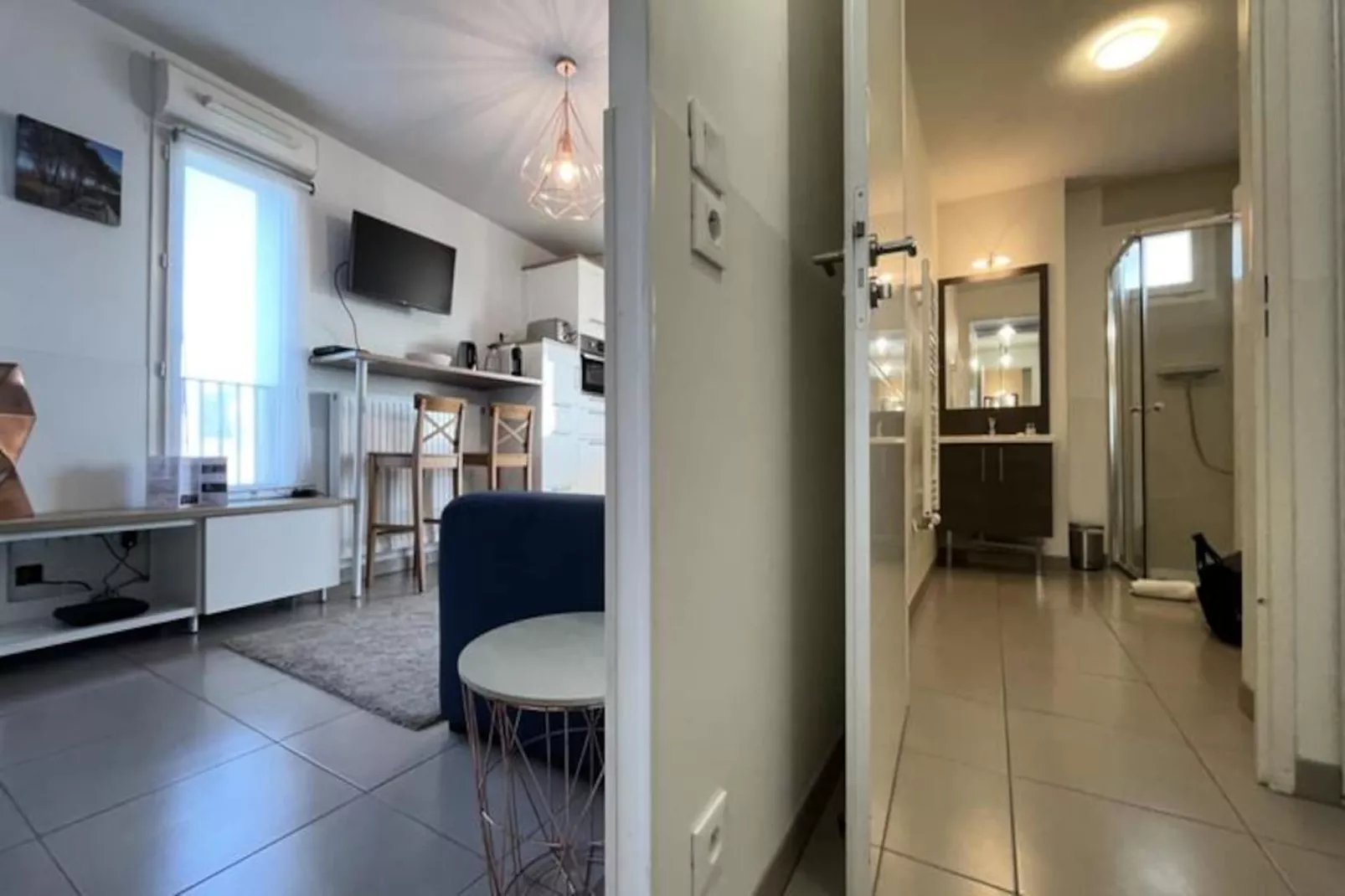 Studio Harmonieusement Am&eacute;nag&eacute; Avec Parking Et Terrasse Vers La Cit&eacute; Du Vin-Image-tags.