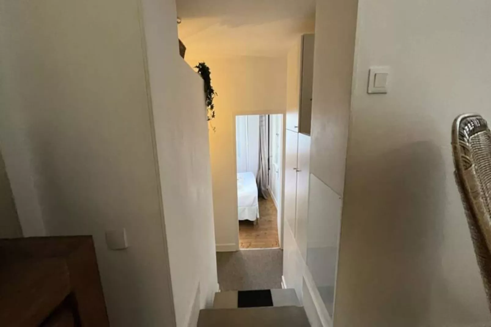 Superbe Appartement Joliment D&eacute;cor&eacute; Pour 4 P Sur Les Quais De Bordeaux-Image-tags.