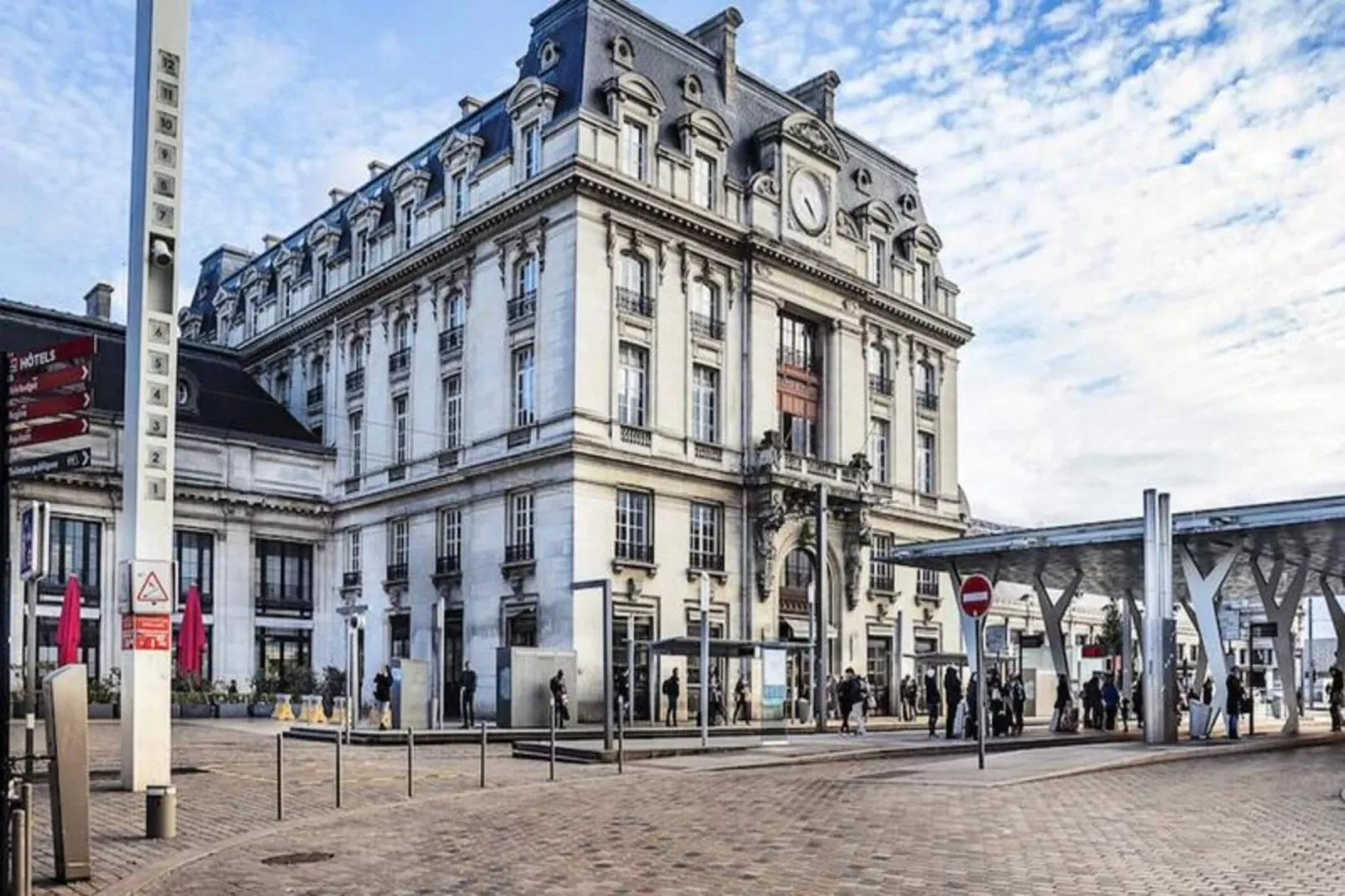 Appartement Aux Prestations Cozy Et Moderne En Hypercentre Pour 4 Personnes-Buitenkant zomer