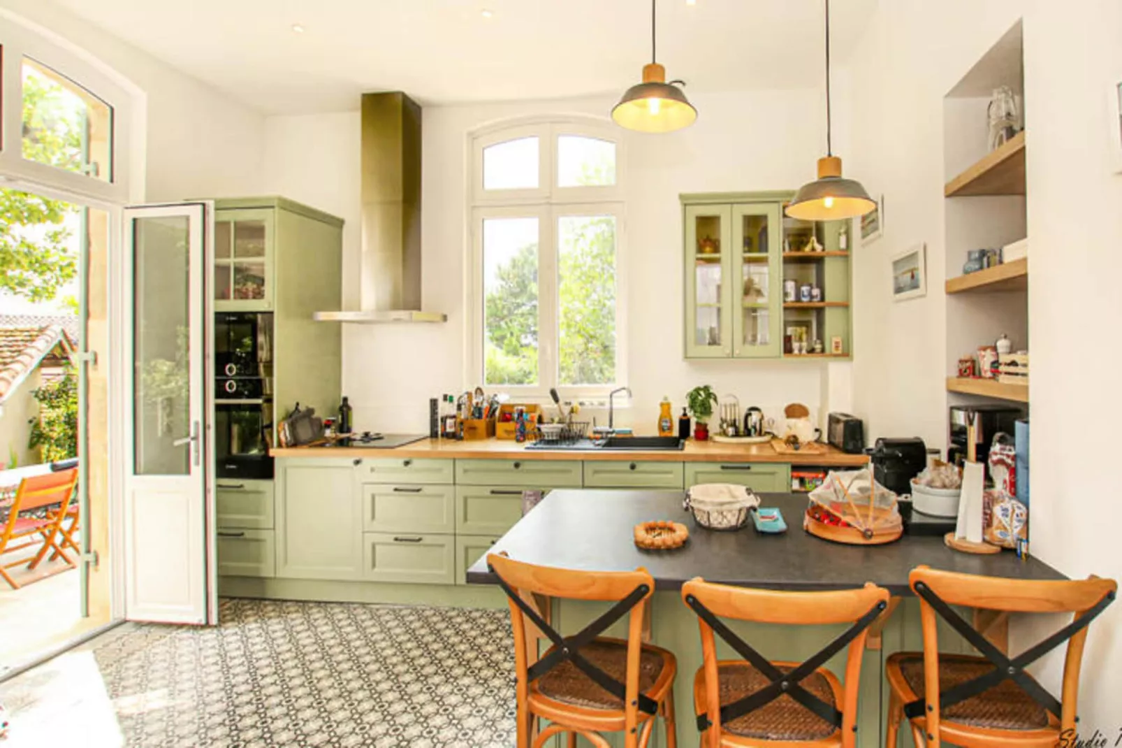 Villa Familiale R&eacute;nov&eacute;e &agrave; Arcachon &ndash; 6 Ch, 4 Sdb, Entre 8 &agrave; 10 Pers-Sfeer