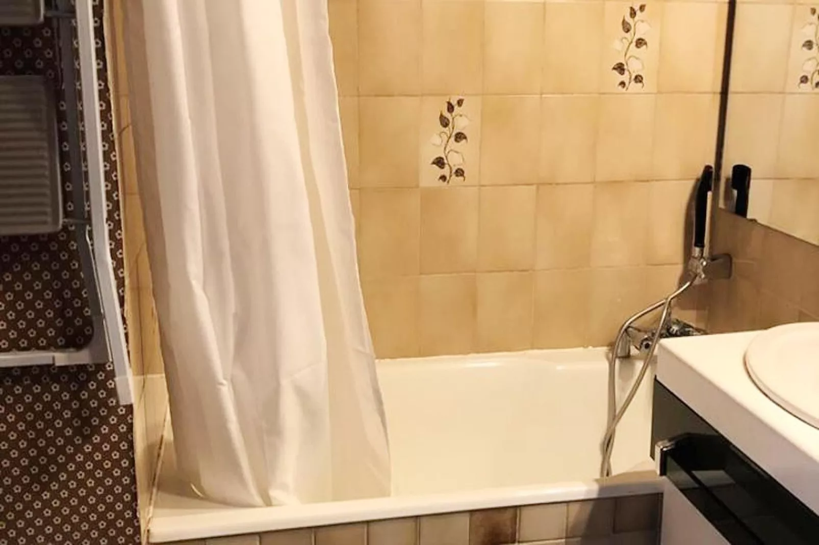 Résidence Maison De L'alpe-Badkamer