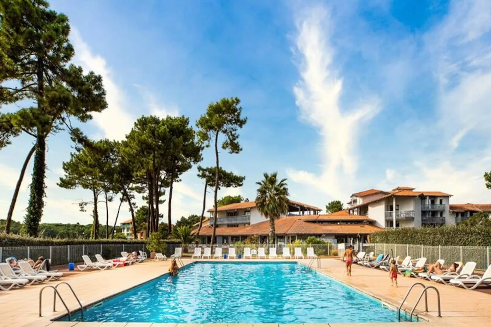 SOWELL Family Pignada Plage***-Image-tags.