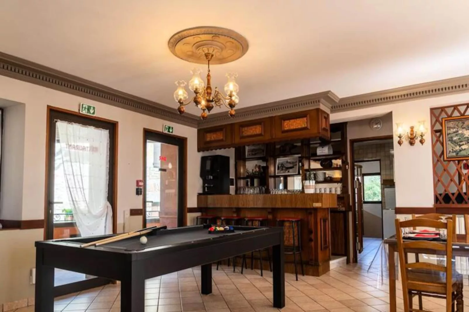 Gîte de France Bon aubrac pour 12 personnes 2 épis-Image-tags.