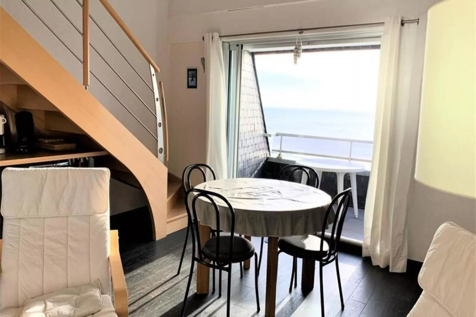 Résidence Courlis-Eetkamer