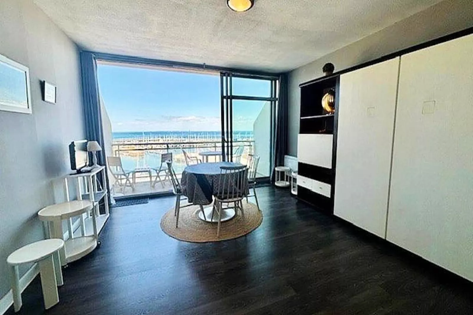 Résidence Le Mane-Eetkamer