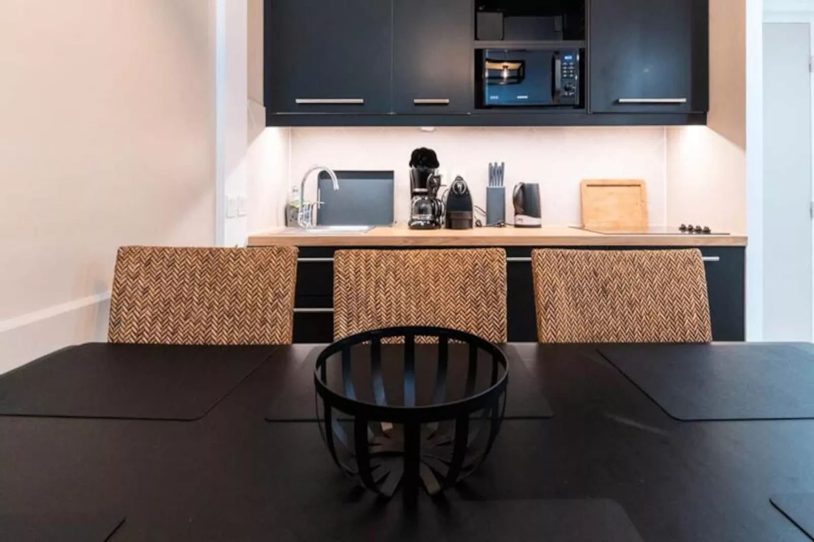 Résidence Tr&egrave;s Bel Appartement R&eacute;nov&eacute; Avec Piscine, Tennis Et Parking Priv&eacute; 09-Image-tags.