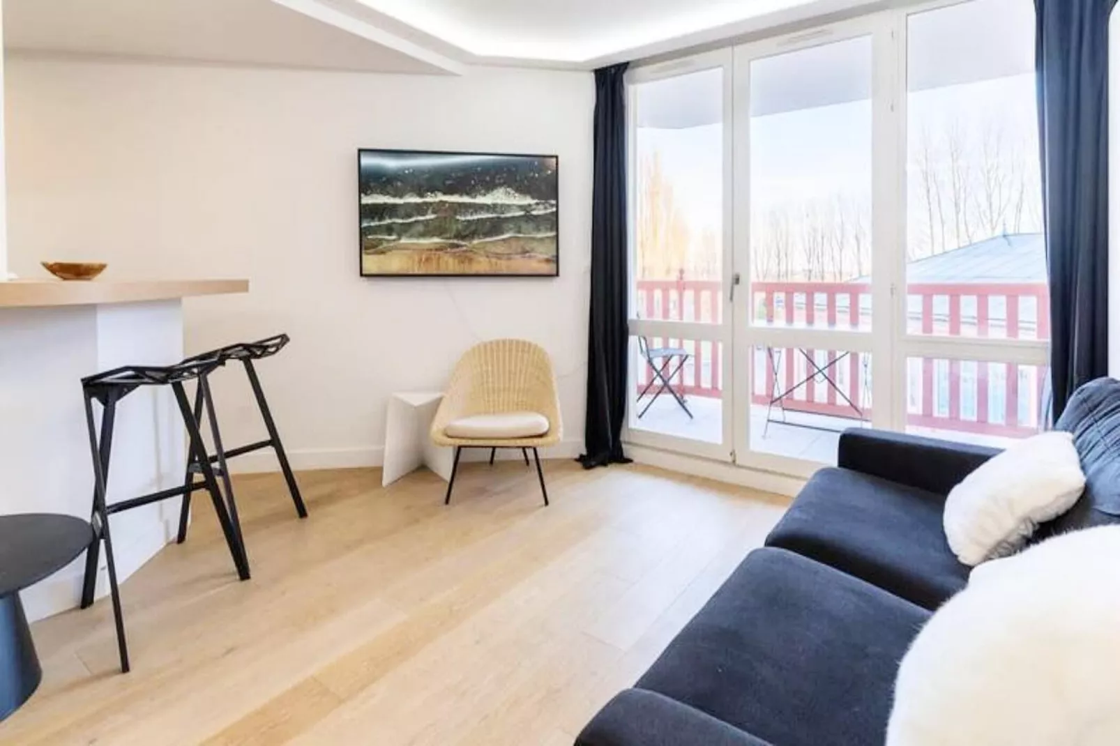 Résidence Sublime T2  Pour 4 Personnes, R&eacute;nov&eacute; Avec Piscine Tennis Parking Wifi-Woonkamer