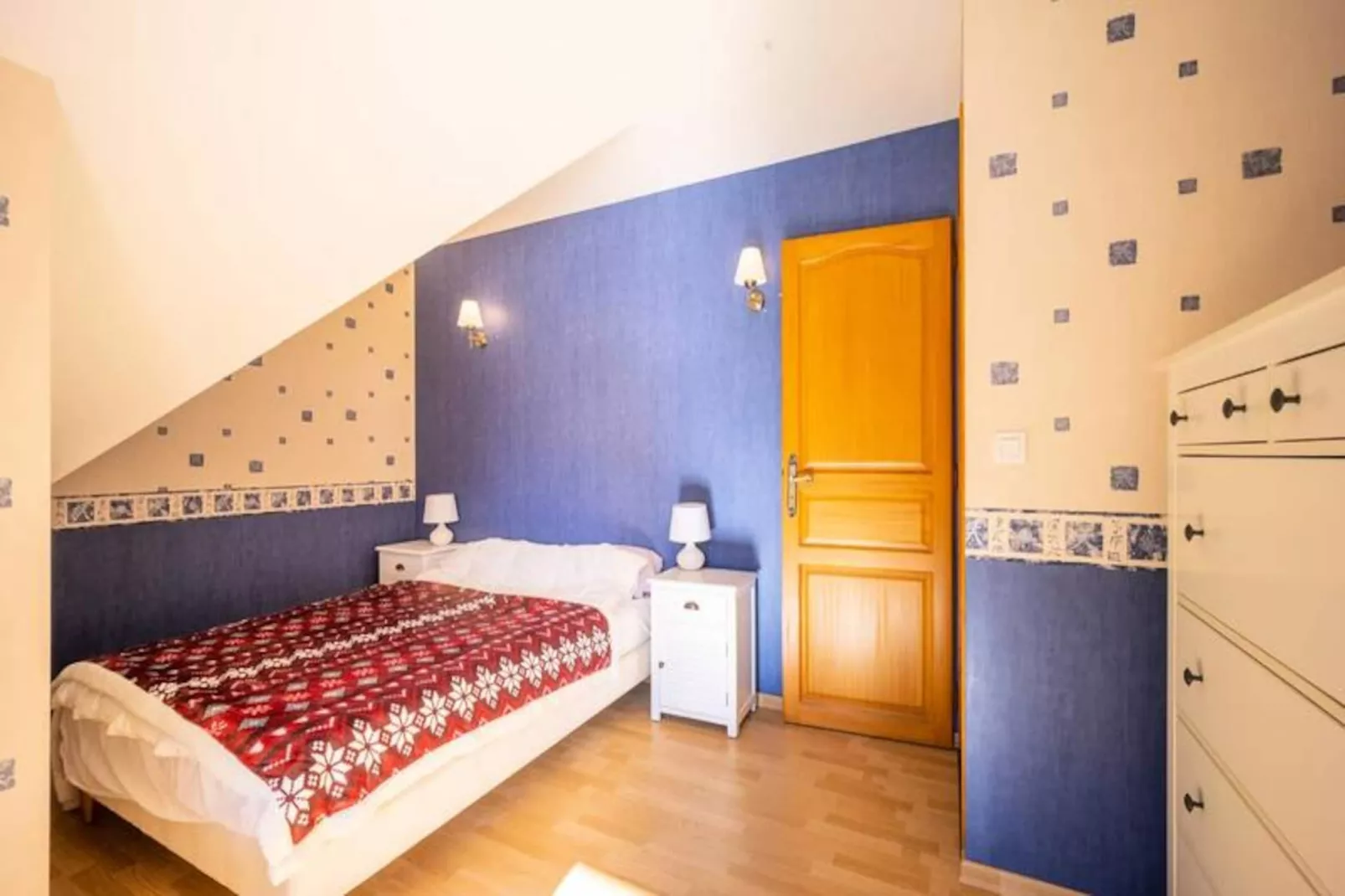 Résidence Mgenos1-genos-Image-tags.