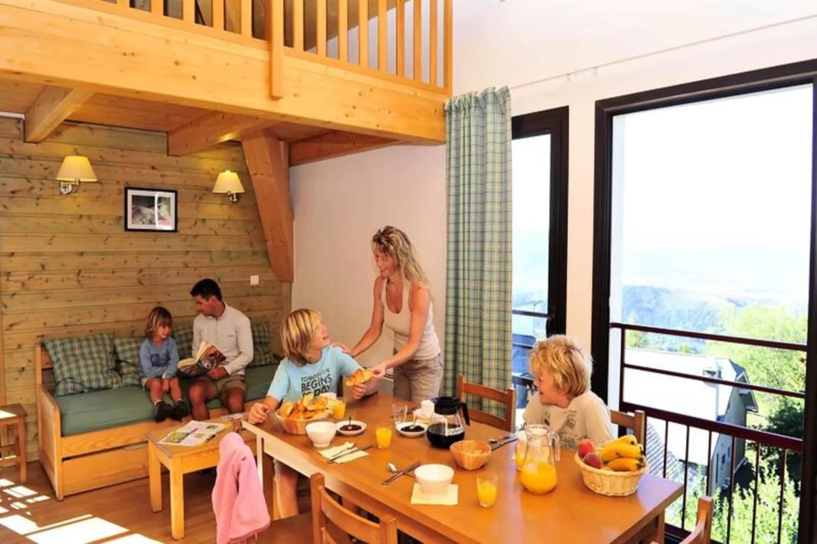 Résidence Goélia Le Domaine de Castella***-Buitenkant zomer