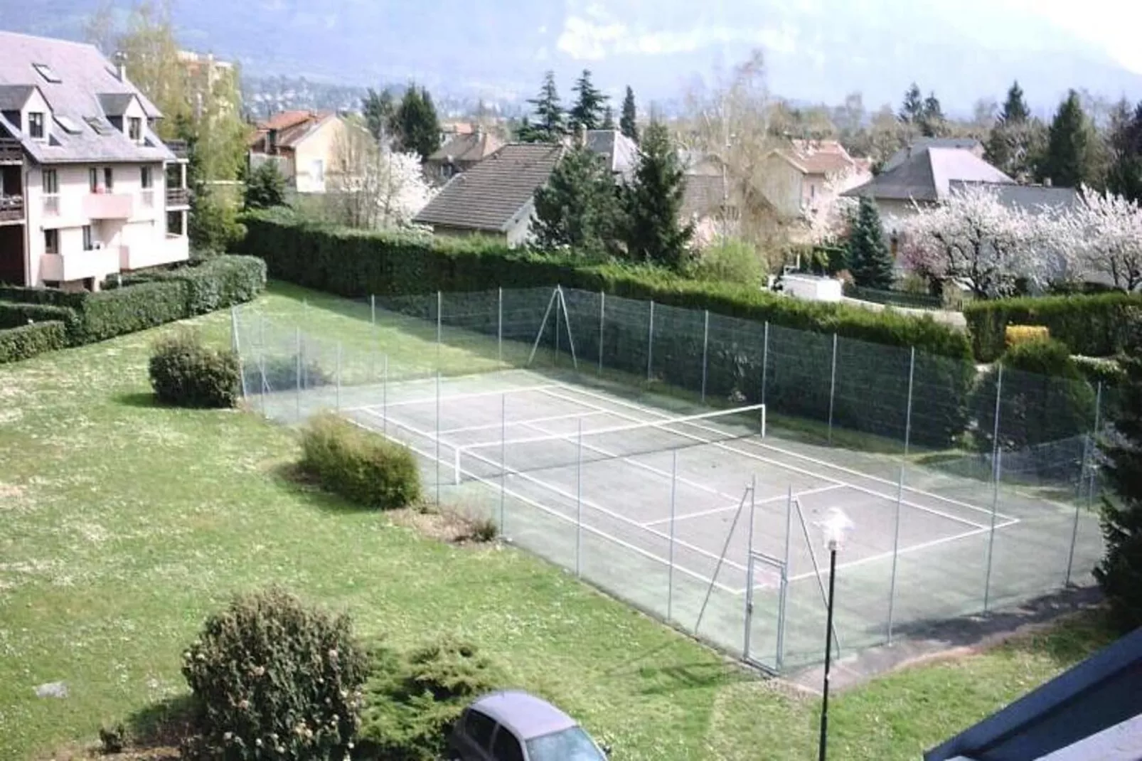 Résidence La Baie De Memard-Tuinen zomer