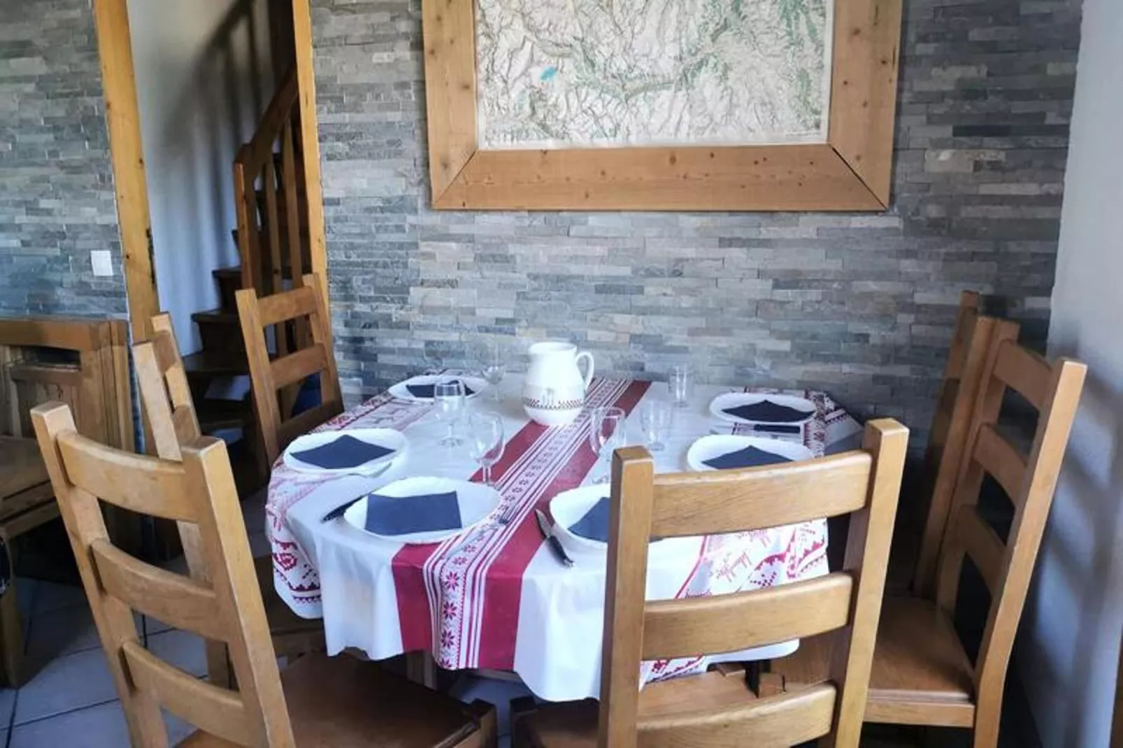 Résidence Bourg Morel - Eetkamer