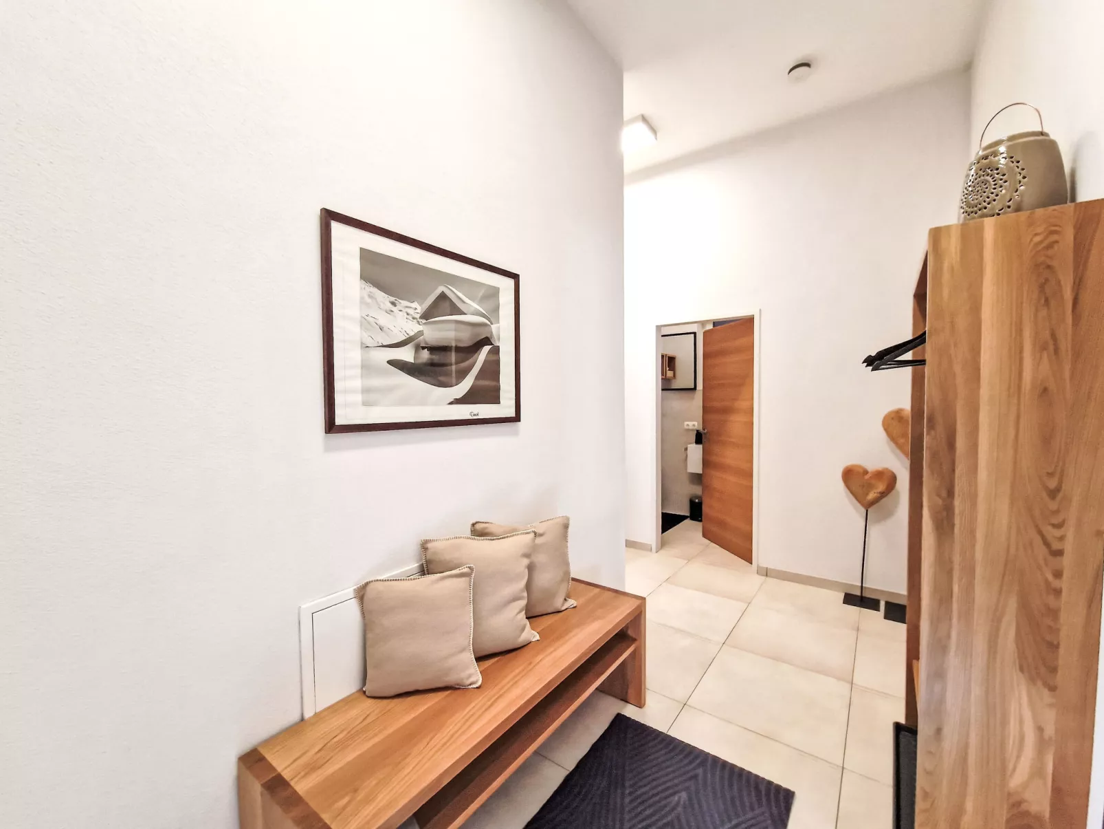 The Rock Design-Binnen