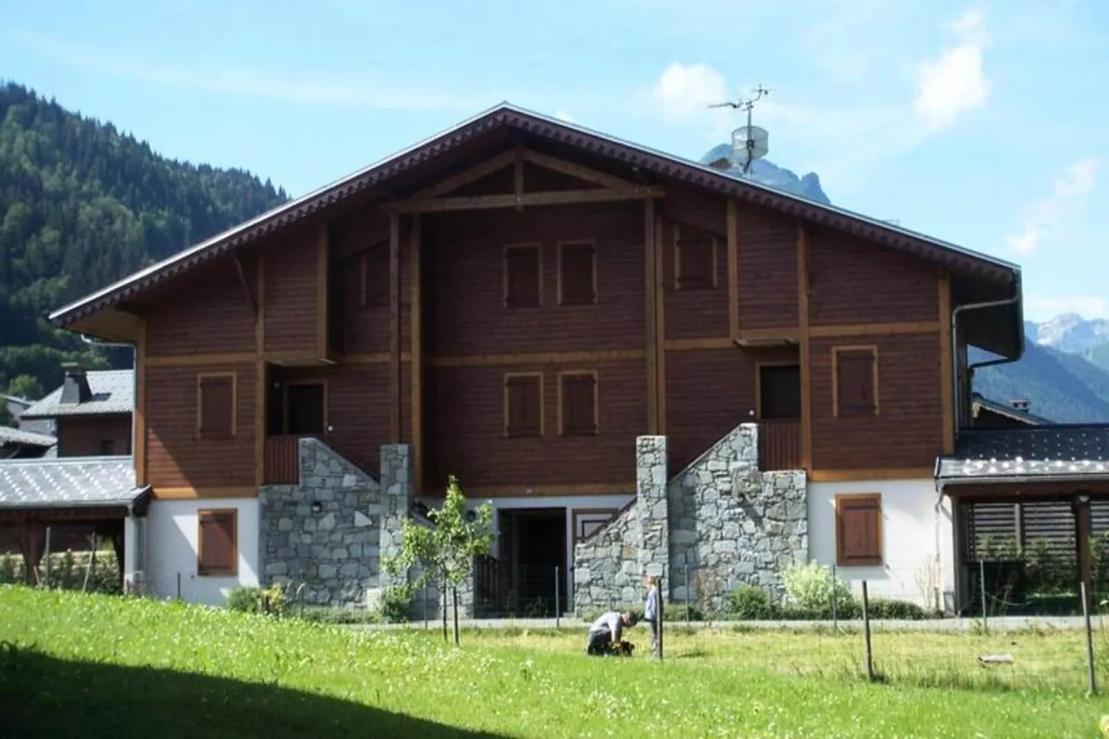 Chalet Ale-Buitenkant zomer