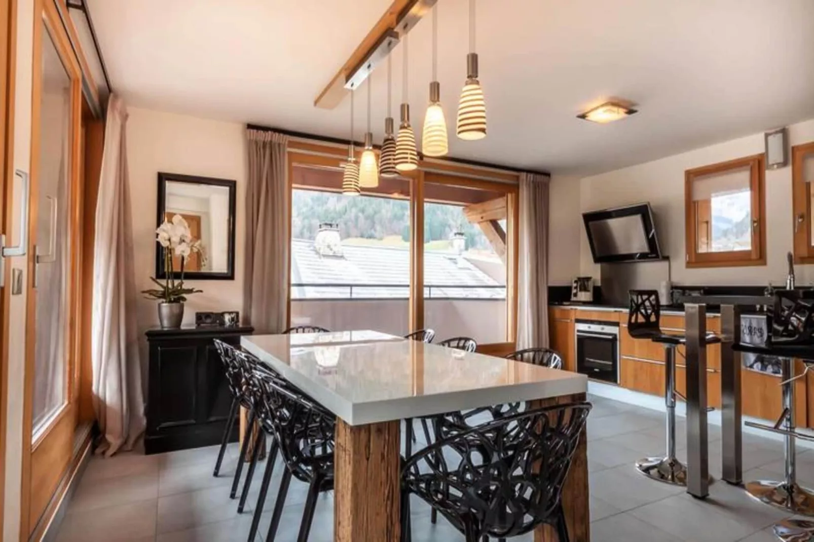 Résidence La Faronniere-Eetkamer