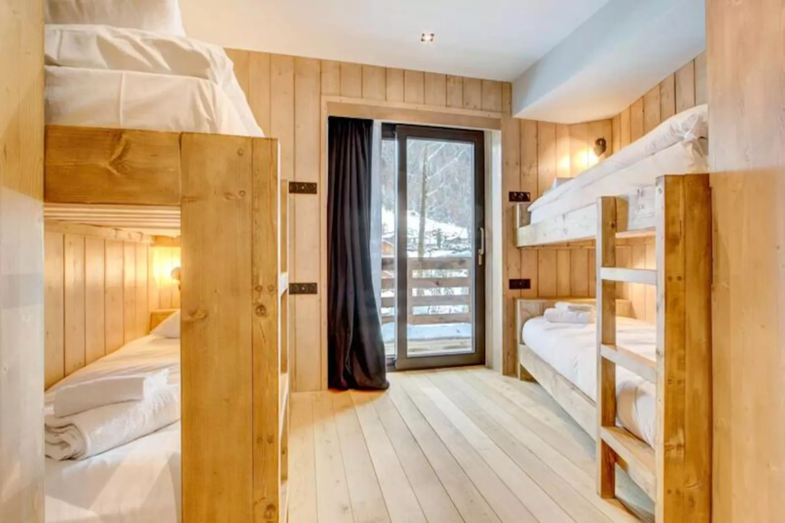 Chalet Nosefosa-morzine-Image-tags.