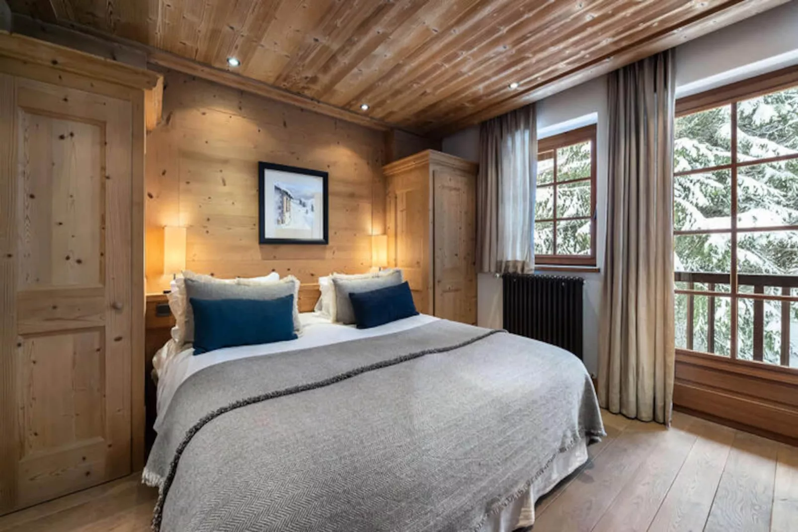 Résidence Reine Des Pres-Image-tags.