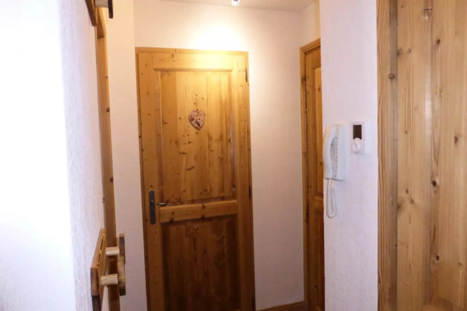 Résidence Cressoua-Buitenkant zomer