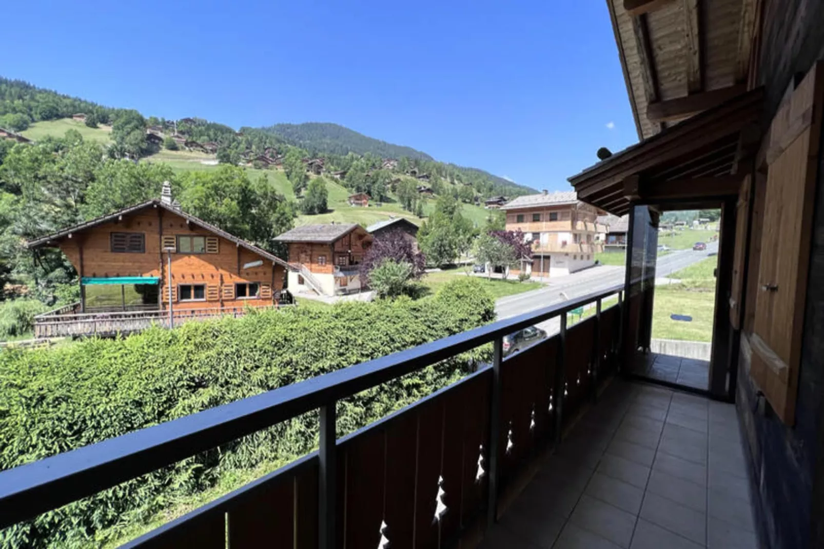 Chalets à La Clusaz-Buitenkant zomer