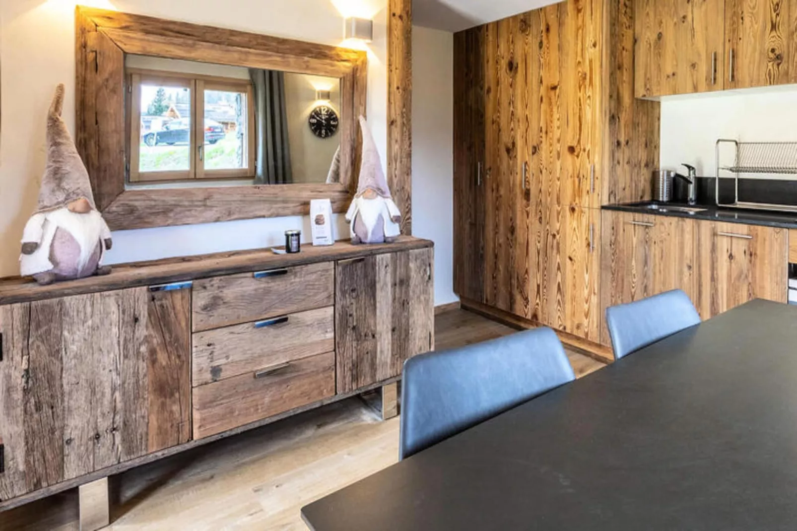 Résidence Le Mazot-Buitenkant zomer