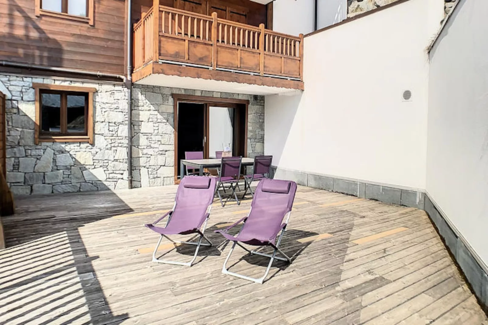 Appartements à Les Carroz-d'Arâches-Image-tags.